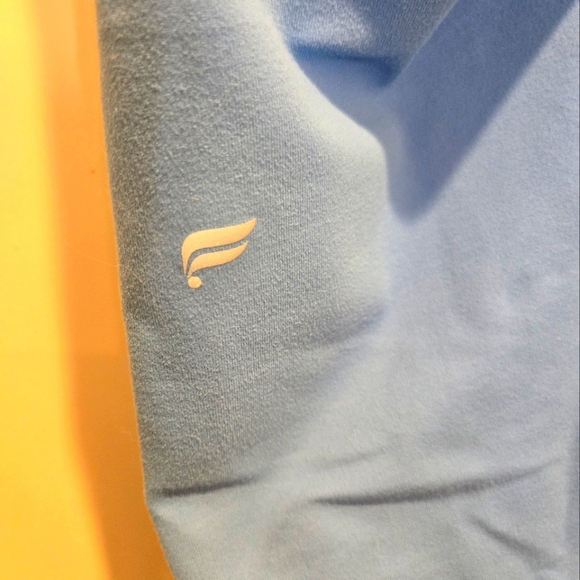 Fabletics PowerHold Leggings, Size M - Picture 3 of 6